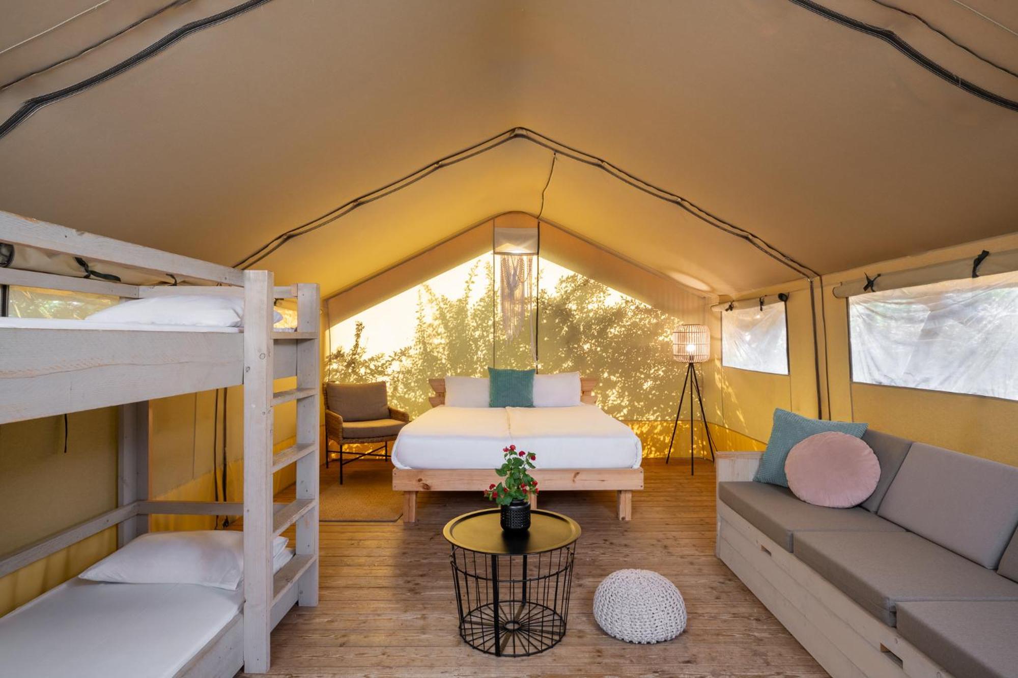 Отель Layla Glamping Нир-Давид Экстерьер фото